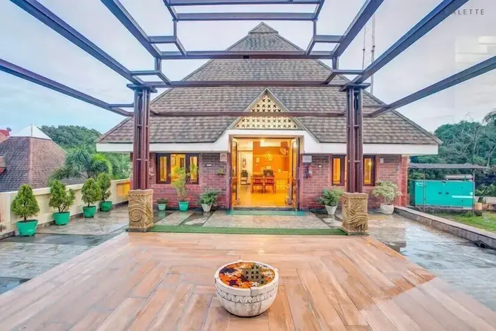 Прем-Нагар: Pyramid Home Divine