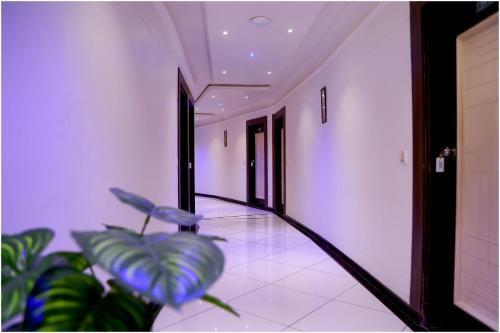Анклешвар: Hotel Wellcome Inn