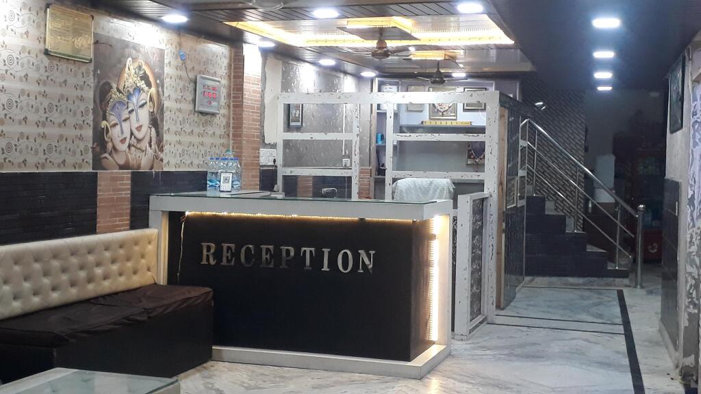 Агра: Fabhotel Sarwan
