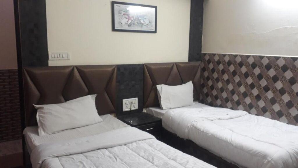 Агра: Fabhotel Sarwan