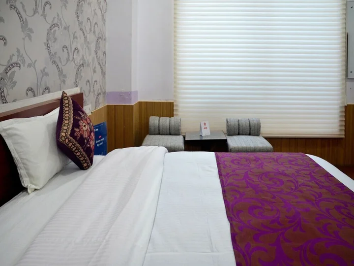 Лакхнау: OYO 4308 Hotel Zaarang Inn