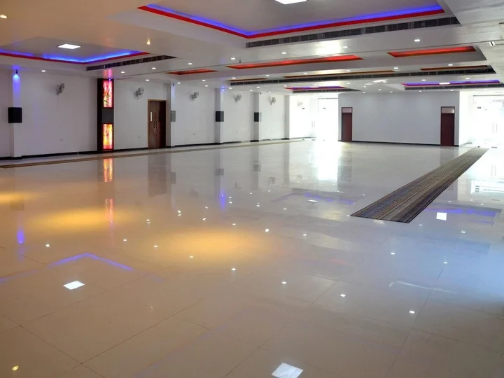 Лакхнау: OYO 4308 Hotel Zaarang Inn