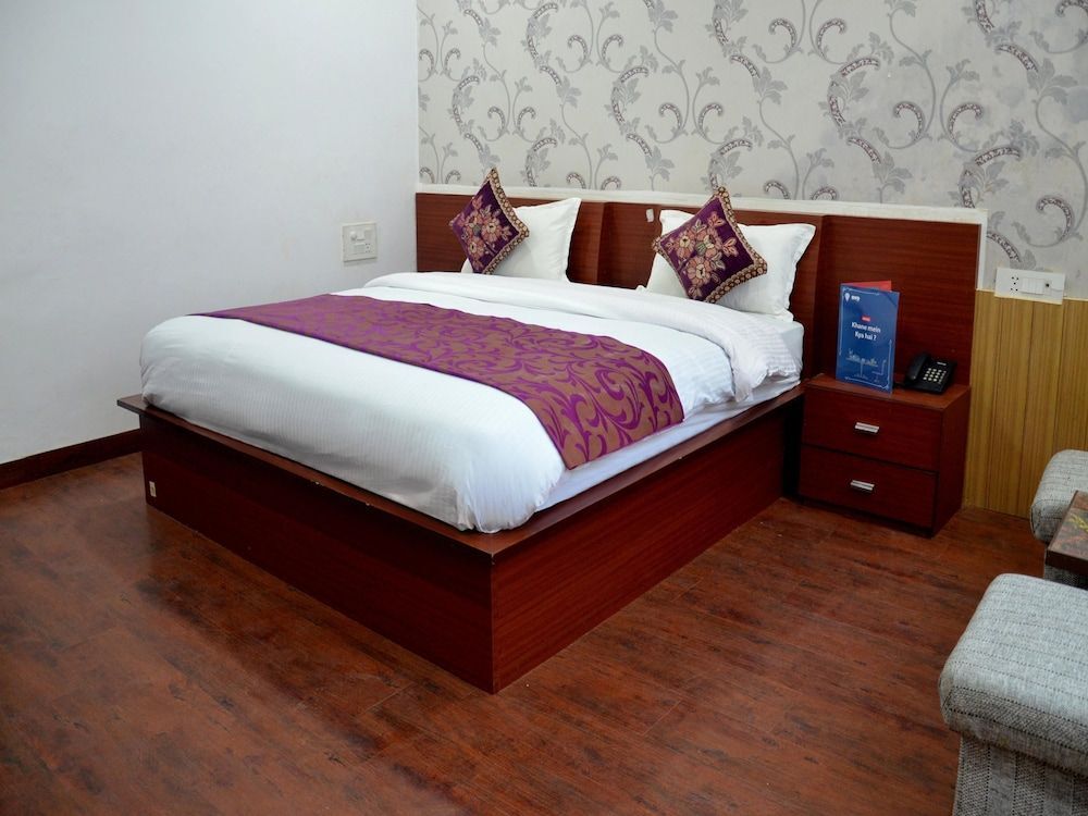 Лакхнау: OYO 4308 Hotel Zaarang Inn