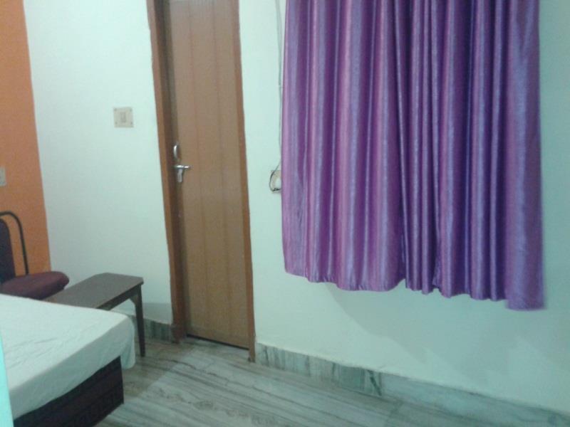 Сарнатх: 16 Mani Guest House