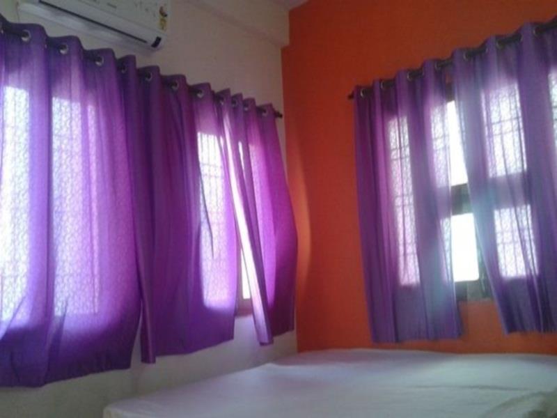 Сарнатх: 16 Mani Guest House
