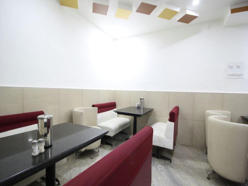 Алюр: Hotel Kadamba Comforts