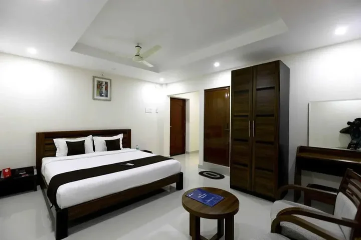 Ченнаи: FabHotel Sri Krishna Residency