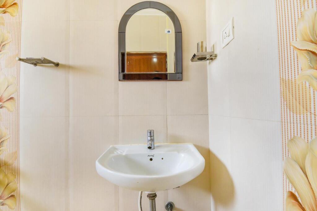 Ченнаи: FabHotel Sri Krishna Residency