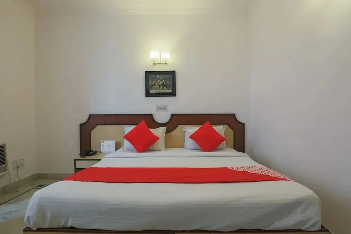 Нью-Дели: OYO Rooms Defence Colony A Block