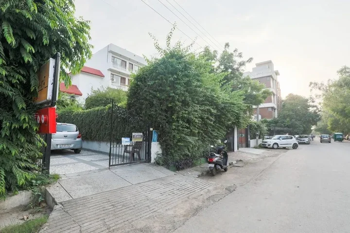 Нью-Дели: OYO Rooms Defence Colony A Block