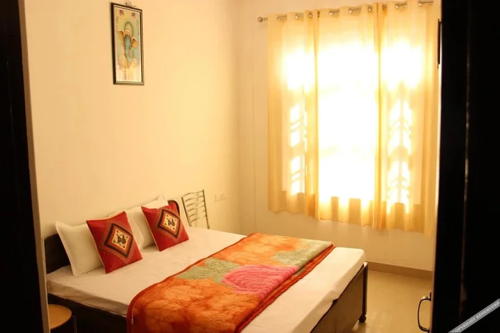 Ришикеш: Hotel Vyas & Nirvana Yoga