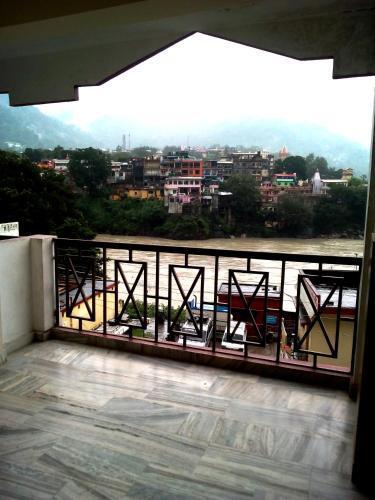Ришикеш: Hotel Surya Laxmanjhula Rishikesh
