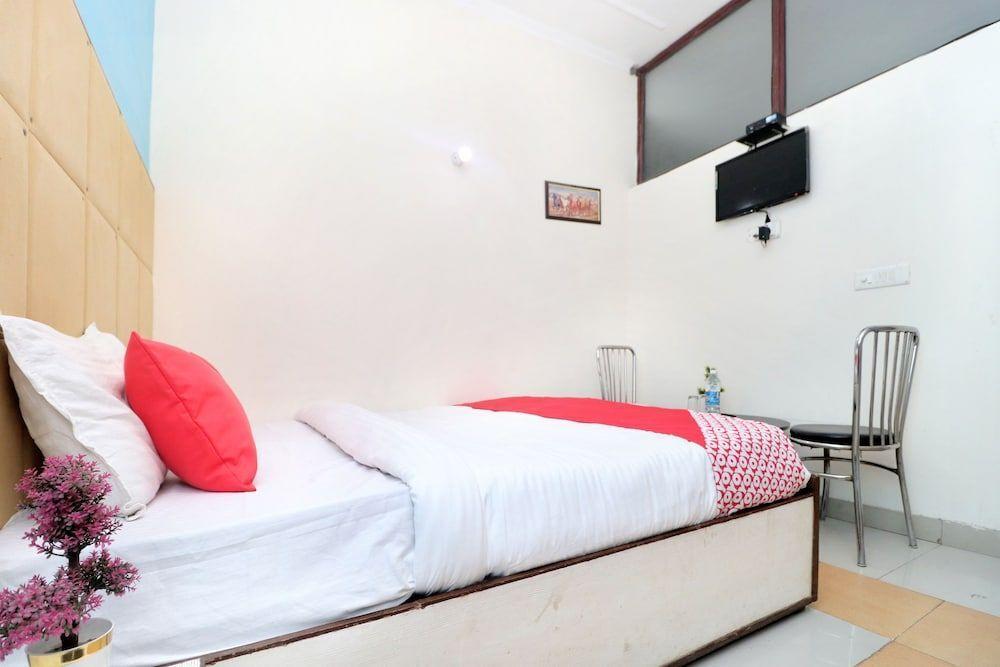 Зиракпур: Hotel Shine Broadway
