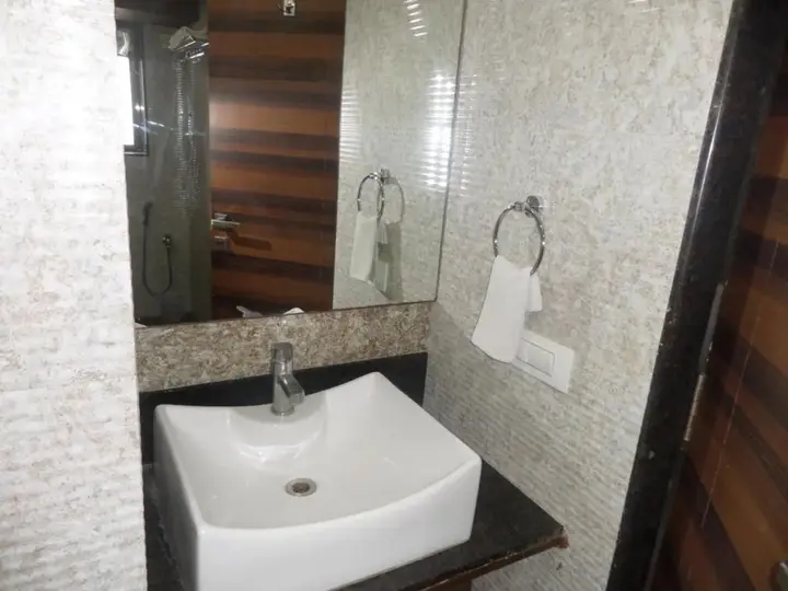 Ахмеднагар: Hotel Raj Palace