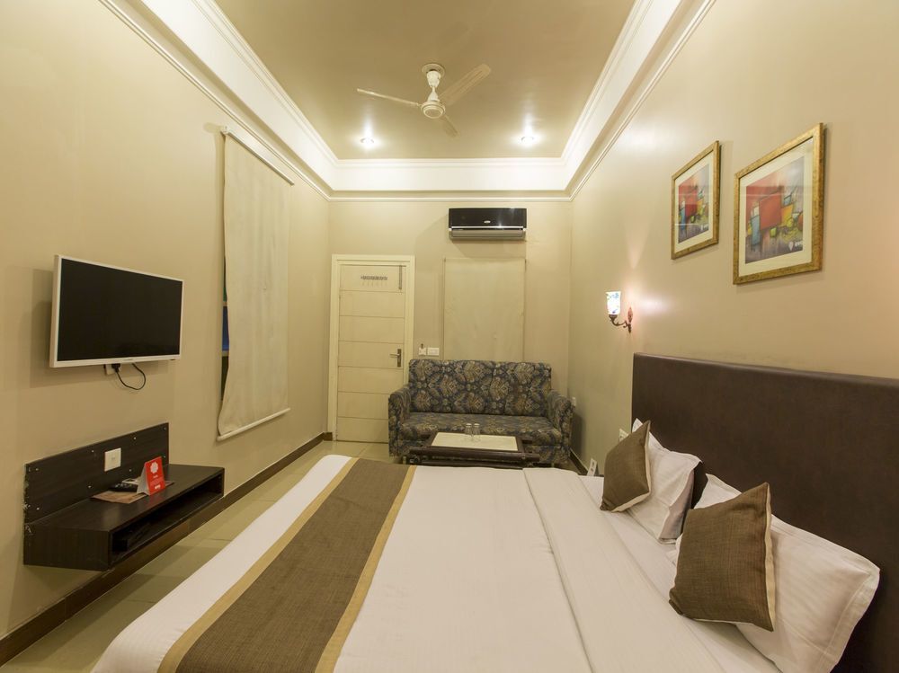 Джайпур: Dev Vilas Hotel