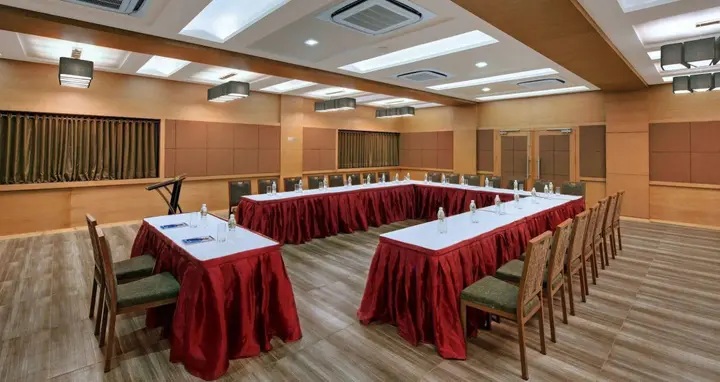 Сомнатх: The Fern Residency Somnath