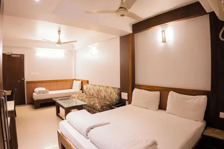 Бхопал: Jain's Hotel Rajhans