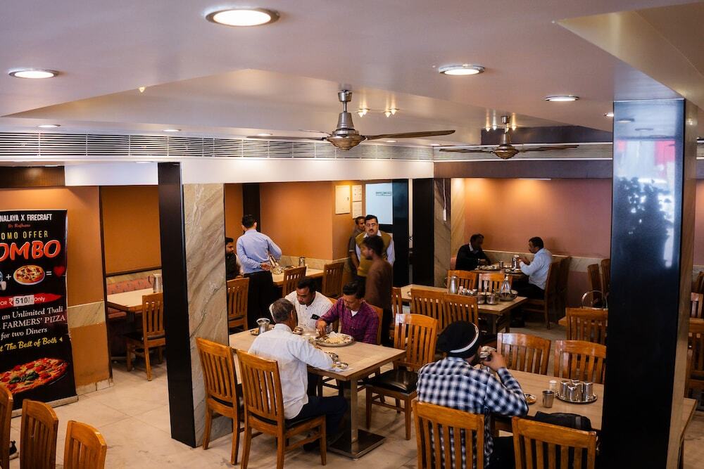 Бхопал: Jain's Hotel Rajhans
