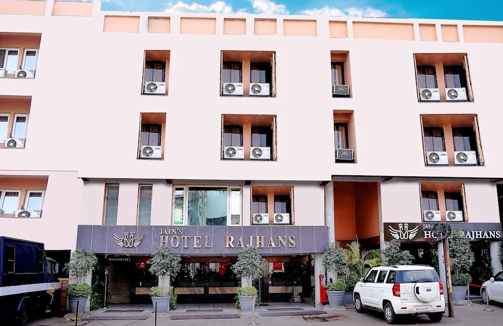 Бхопал: Jain's Hotel Rajhans