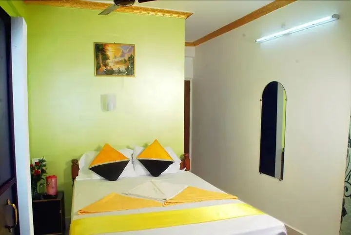 Calangute beach side hotel — фото 3