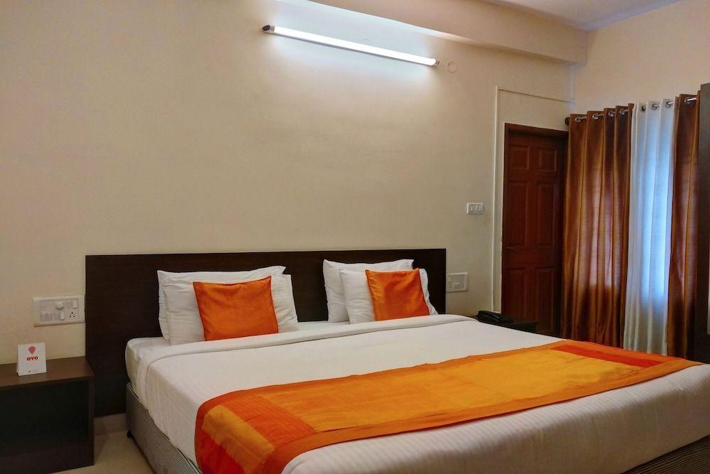 Бангалор: Triente Suites