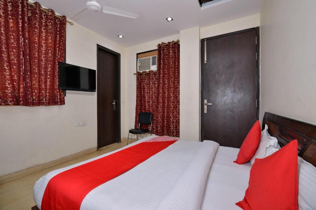 Hotel Lotus B&B By OYO Rooms — фото 1