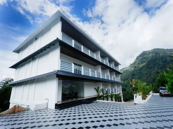 Муннар: Hotel Misty Garden Resorts