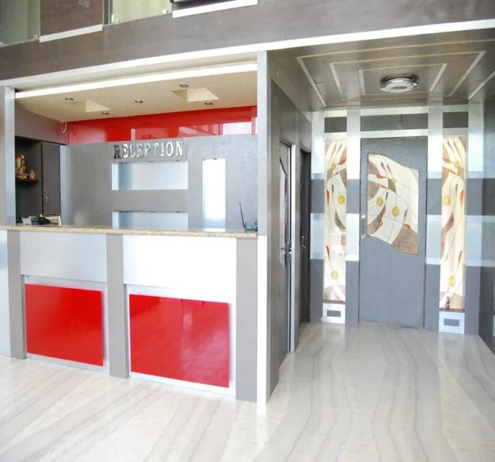 Джайпур: Jypore Saffron Inn & Suites