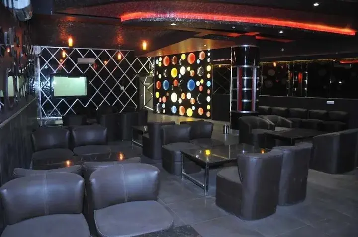 Джайпур: Jypore Saffron Inn & Suites