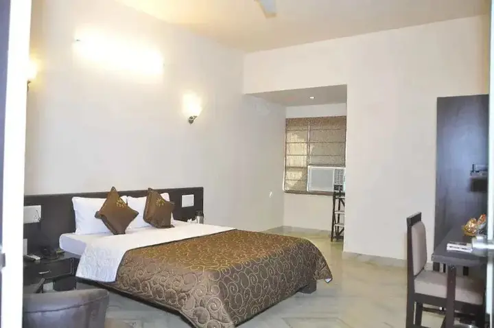Джайпур: Jypore Saffron Inn & Suites