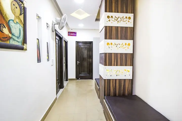 Амритсар: FabExpress Royal Residency Suites