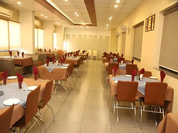 Бхаруч: Hotel Shalimar
