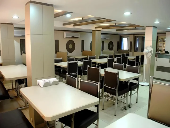 Бхаруч: Hotel Shalimar