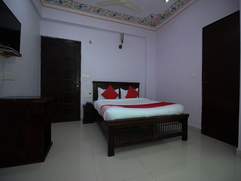 Джайпур: OYO 15896 Hotel Jal Mahal Haveli