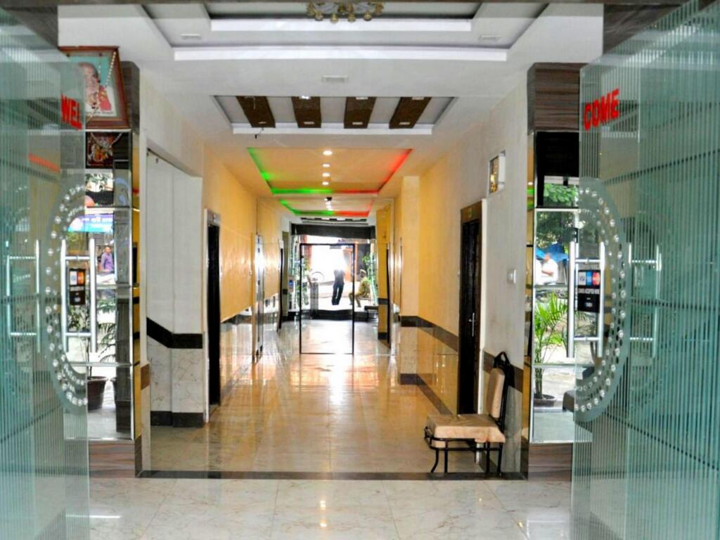 Удджайн: OYO 13191 Hotel Atlas Palace