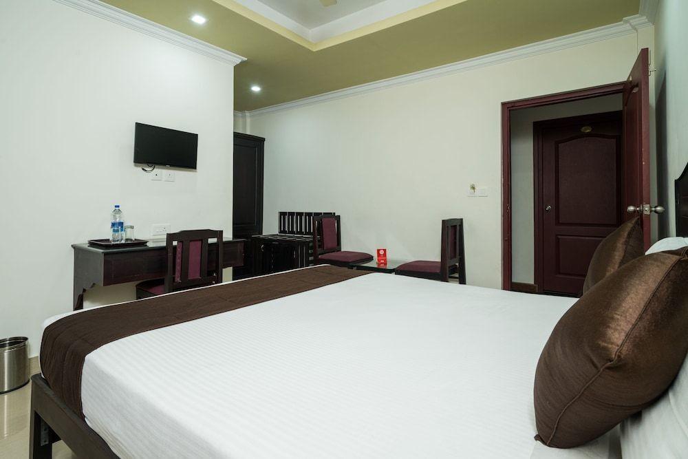 Валпарай: OYO 10428 Hotel Sandal Breeze