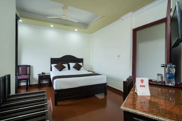 Валпарай: OYO 10428 Hotel Sandal Breeze