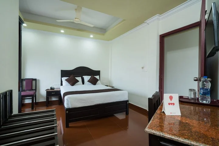 Валпарай: OYO 10428 Hotel Sandal Breeze
