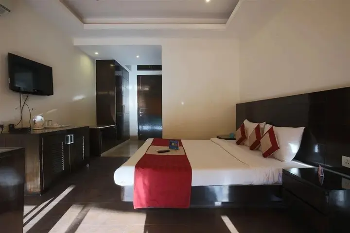 Гуруграм: FabHotel Sikandarpur Metro Station