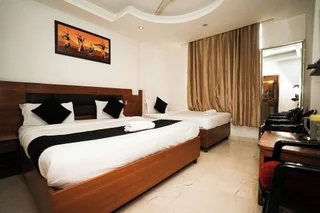 Нью-Дели: Hotel Paradise International by JMD Group