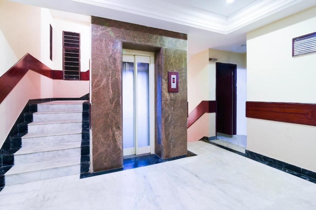Катпади: Hotel Saroj Krishna