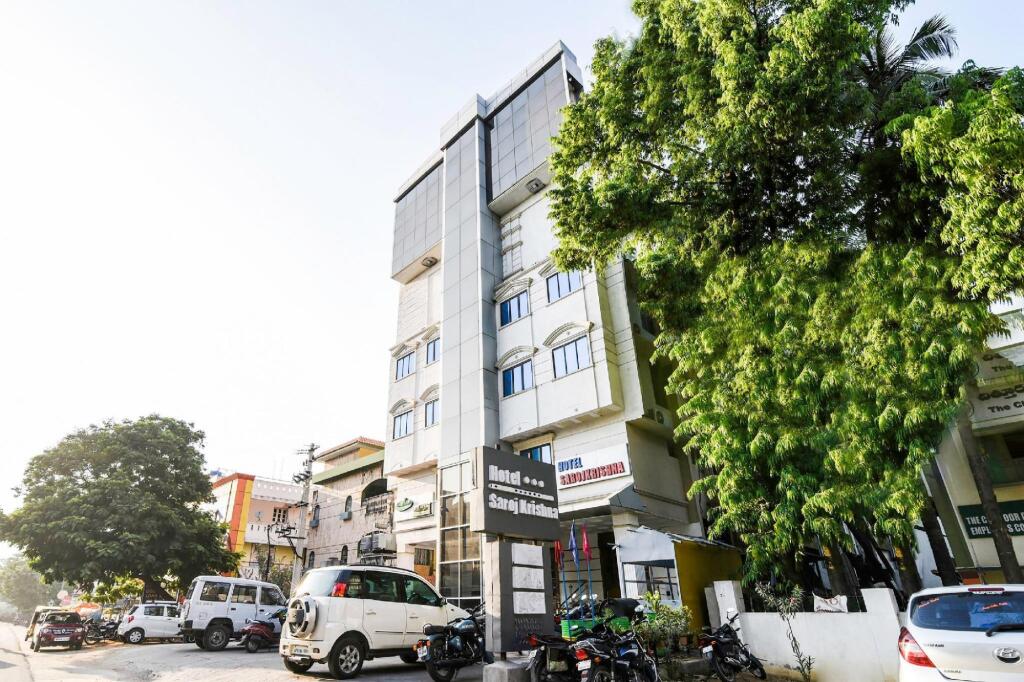Катпади: Hotel Saroj Krishna