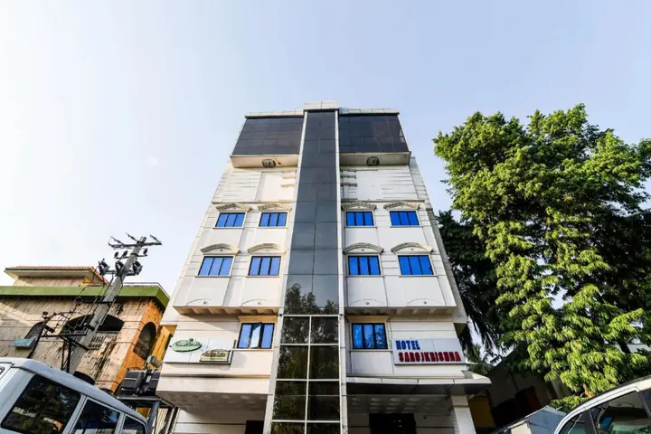 Катпади: Hotel Saroj Krishna