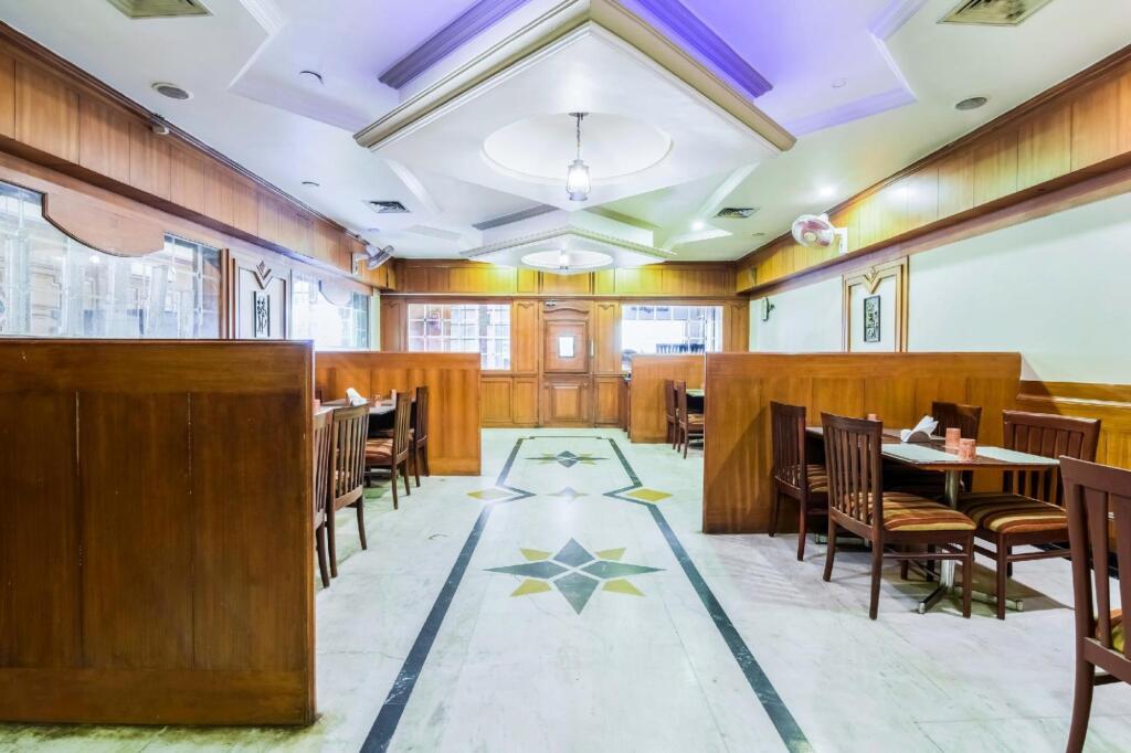Катпади: Hotel Saroj Krishna