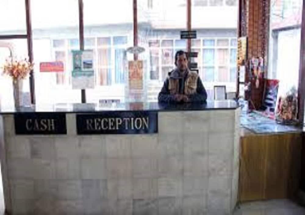 Манали: Hotel Hadimba Palace Manali