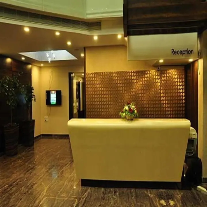 Эроде: Hotel Atrium
