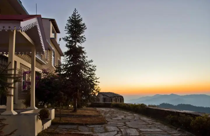 Tree of Life Grand Oak Manor, Binsar Wildlife Sanctuary — фото 4