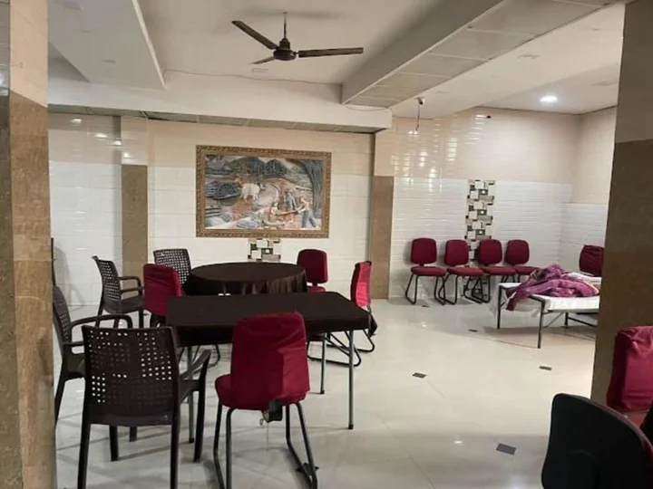 Файзабад: Ap House Hotel