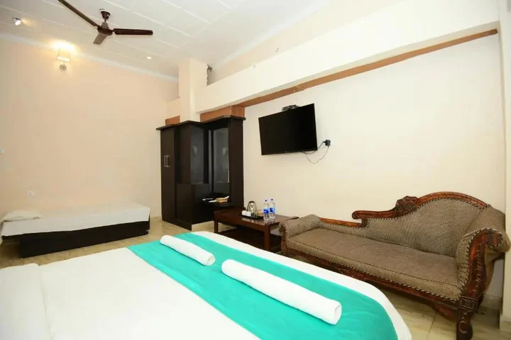 Файзабад: Ap House Hotel
