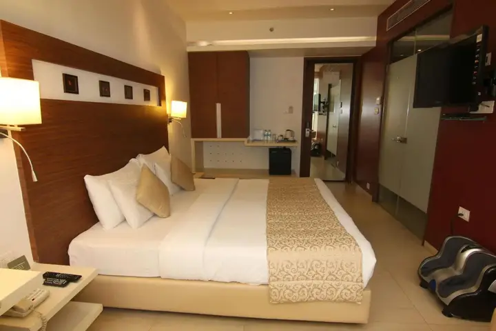 Hotel Suncity Premiere, SEEPZ, Andheri East, Mumbai — фото 3